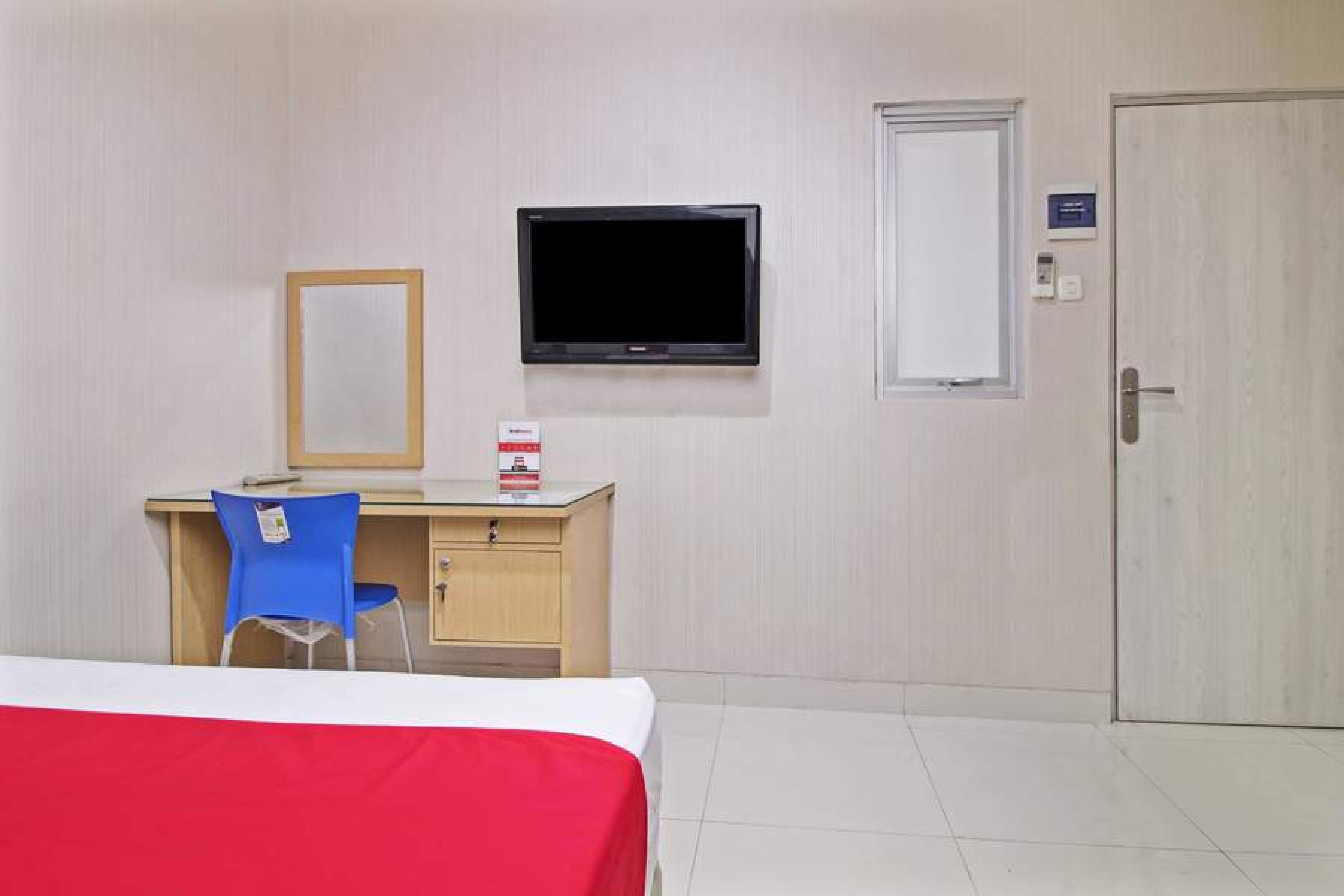 Hotel Reddoorz @ Mangga Besar 2 Yakarta Exterior foto